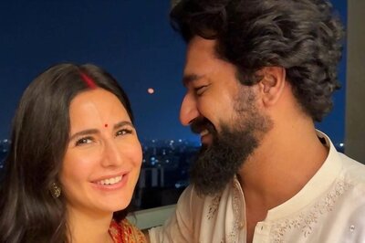 Katrina Kaif, Vicky Kaushal Can't Stop Laughing, Celebrate Karwa Chauth Amid Pregnancy Rumours