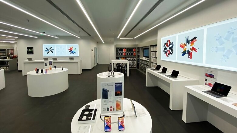 There Are Great Discounts On Apple iPhone 12, MacBook Air, Apple Watch And More At Just This Store
