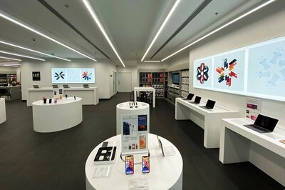 There Are Great Discounts On Apple iPhone 12, MacBook Air, Apple Watch And More At Just This Store