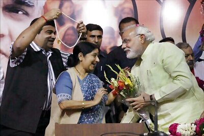 What is the cost of diamond necklace that Gadkari gifted to Modi, asks NCP