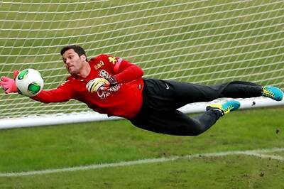 QPR's Harry Redknapp confirms Julio Cesar exit