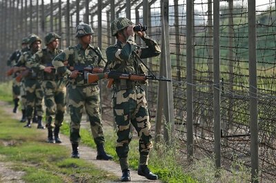 Army Soldier Killed as Pakistan Resorts to Shelling Along LoC in J&K's Rajouri