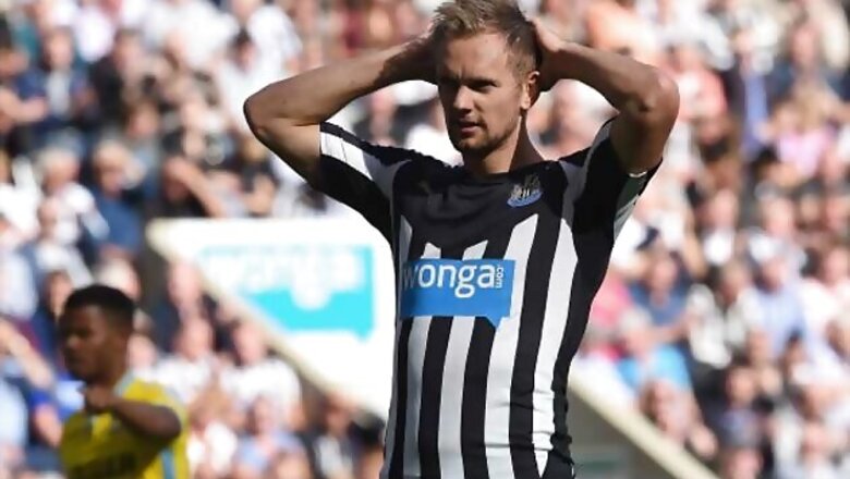 Newcastle's Siem de Jong has surgery for collapsed lung