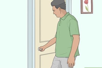 How to Open a Door Quietly