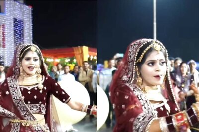 Bride Dances Her Heart Out To Bollywood Song In Front Of Guests. Internet Reacts