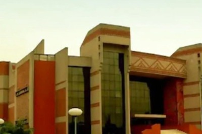 IIM Calcutta Awards MBA Degrees to 461 Students at 58th Convocation