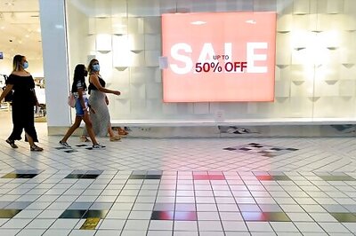 US Consumer Confidence Falls For Second Month In August