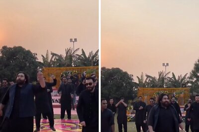 Men At Pakistani Wedding Groove To SRK's Chaiyya Chaiyya And We Can't Keep Calm