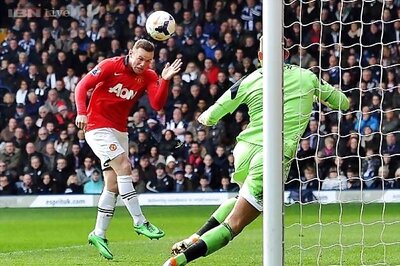 Wayne Rooney scores as Manchester United beat West Brom 3-0