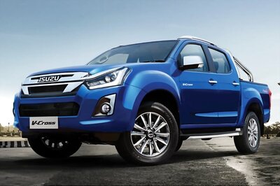 Isuzu D-Max V-Cross with Automatic Transmission Launched in India at Rs 19.99 Lakh