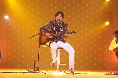 Singer Papon In Trouble for Kissing Minor Contestant in Reality Show; Issues Statement