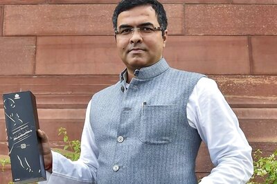 'Instead of Clean Water...': Why This Delhi BJP MP Came With a Liquor Bottle in Lok Sabha