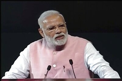 Modi Hints at Rules For Doctors to Prescribe Generic Drugs