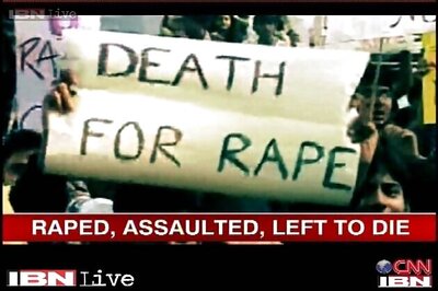 Death verdict not under political pressure: Delhi gangrape victim's father