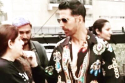 Akshay Kumar’s Laxmmi Bomb to Release in November, Producer Shares Throwback Picture From the Shoot