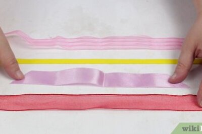 How to Make a Hair Bow out of Ribbon