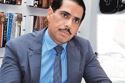 ED to Quiz Robert Vadra Again Tomorrow in Connection With London-based Property