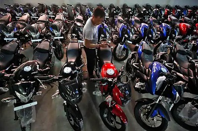 Bajaj Auto Becomes the World's Most Valuable 2-Wheeler Company, Reaches 1 Lakh Crore Market Cap