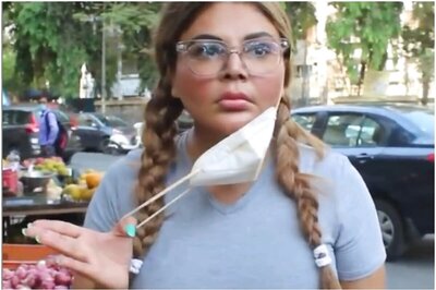 Rakhi Sawant Stomps Off in Anger After Vegetable Seller in Mumbai Quotes Rs 1650 Bill