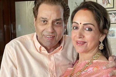 Hema Malini Reveals Dharmendra Gave Her Most Precious Gift on Her 75th Birthday: 'He Is Here For...'