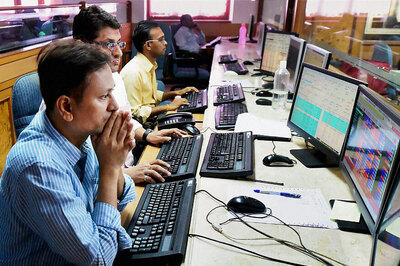 Sensex Remains Weak Ahead of GDP Data