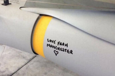 UK Royal Air Force Crew Write 'Love from Manchester' on Bomb for ISIS