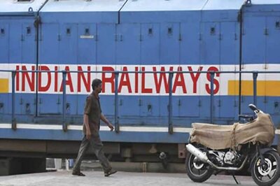 Railways Rules Out Fare Regulator for Private Trains, to Allow Competition in Transport Sector