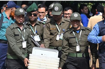 Bangladesh to Hold Elections on Sunday; PM Sheikh Hasina Expected to Win Amid Oppn Boycott