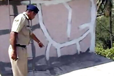 One arrested in Mumbai girl's mysterious death