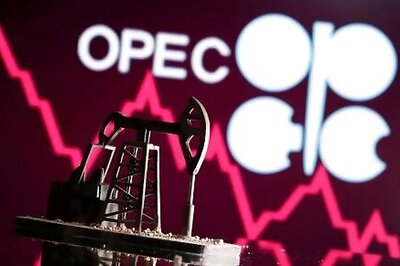 OPEC Trims 2020 Oil Demand, Sees Doubts About 2021 on Virus Fallout