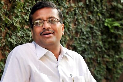 Not making charges against Vadra in personal capacity: Khemka
