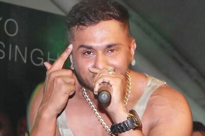 Rapper Honey Singh denies writing offensive lyrics