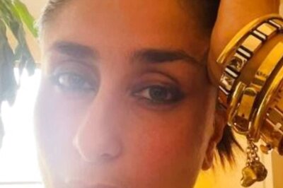 Kareena Kapoor Khan's Latest Selfie Has a Saif Ali Khan Reference, Can You Spot It?