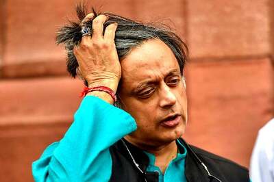 Shashi Tharoor Files Defamation Case Against Ravi Shankar Prasad for Calling Him 'Murder Accused'