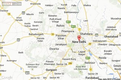 Delhi: Son dead, wife, daughter in ICU as man tries to kill them, self