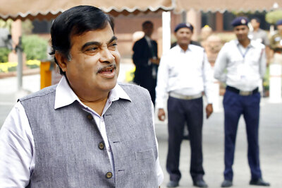 Confident that Road Safety Bill will be passed in Budget session: Nitin Gadkari