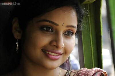 Advaitha to use her real name Krithi Shetty in 'Snehavin Kadhalargal'