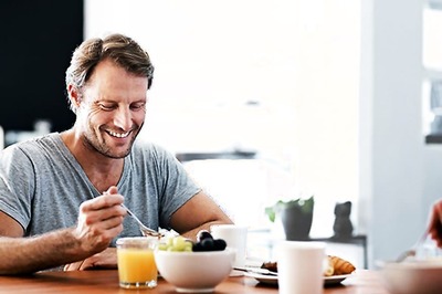 Can Eating Late Breakfast, Early Dinner Help in Losing Weight?