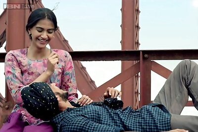 IBNLive Movie Awards: Have you voted for your favourite stars yet?