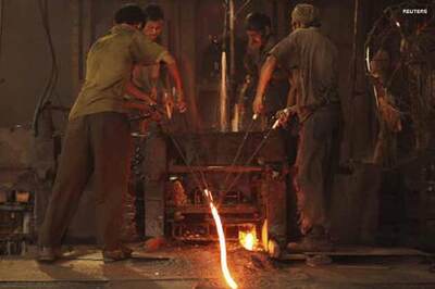 Industrial growth slows down to 4.4 pc in Sept