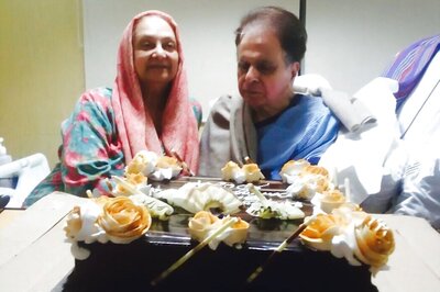 This Photo of Dilip Kumar Cutting Birthday Cake With Saira Banu Can't Be Missed