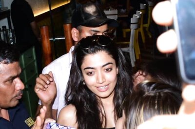 Rashmika Mandanna Gets Mobbed By Fans, Sweetly Smiles Despite The Crowd; Watch