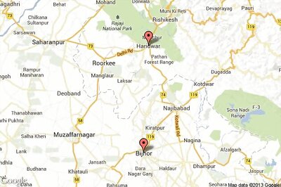 4 killed, 13 injured as jeep en route Bijnor collides head-on with tanker