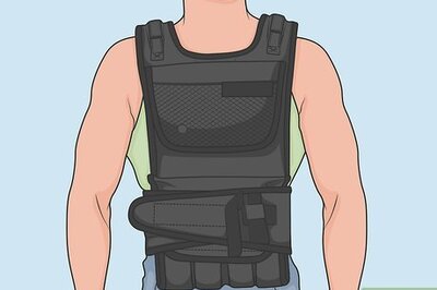 How to Do Weighted Push Ups Alone