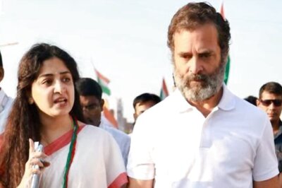 Actor Poonam Kaur Clarifies Why RaGa Held her Hand in Bharat Jodo Yatra, Slams ‘Demeaning’ Remark