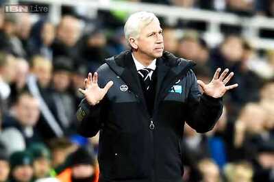 Crystal Palace hire Alan Pardew as manager
