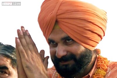 Navjot Singh Sidhu to begin fast-unto-death from today over lack of funds for his constituency
