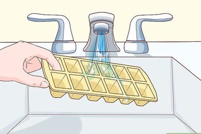 How to Clean and Disinfect Ice Trays