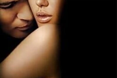 Single boomers enjoy sex, do not want to wed: Poll