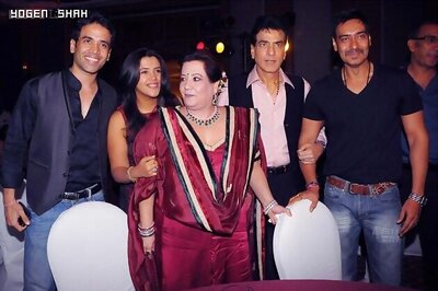 Ekta, Tusshar too busy for marriage: Jeetendra